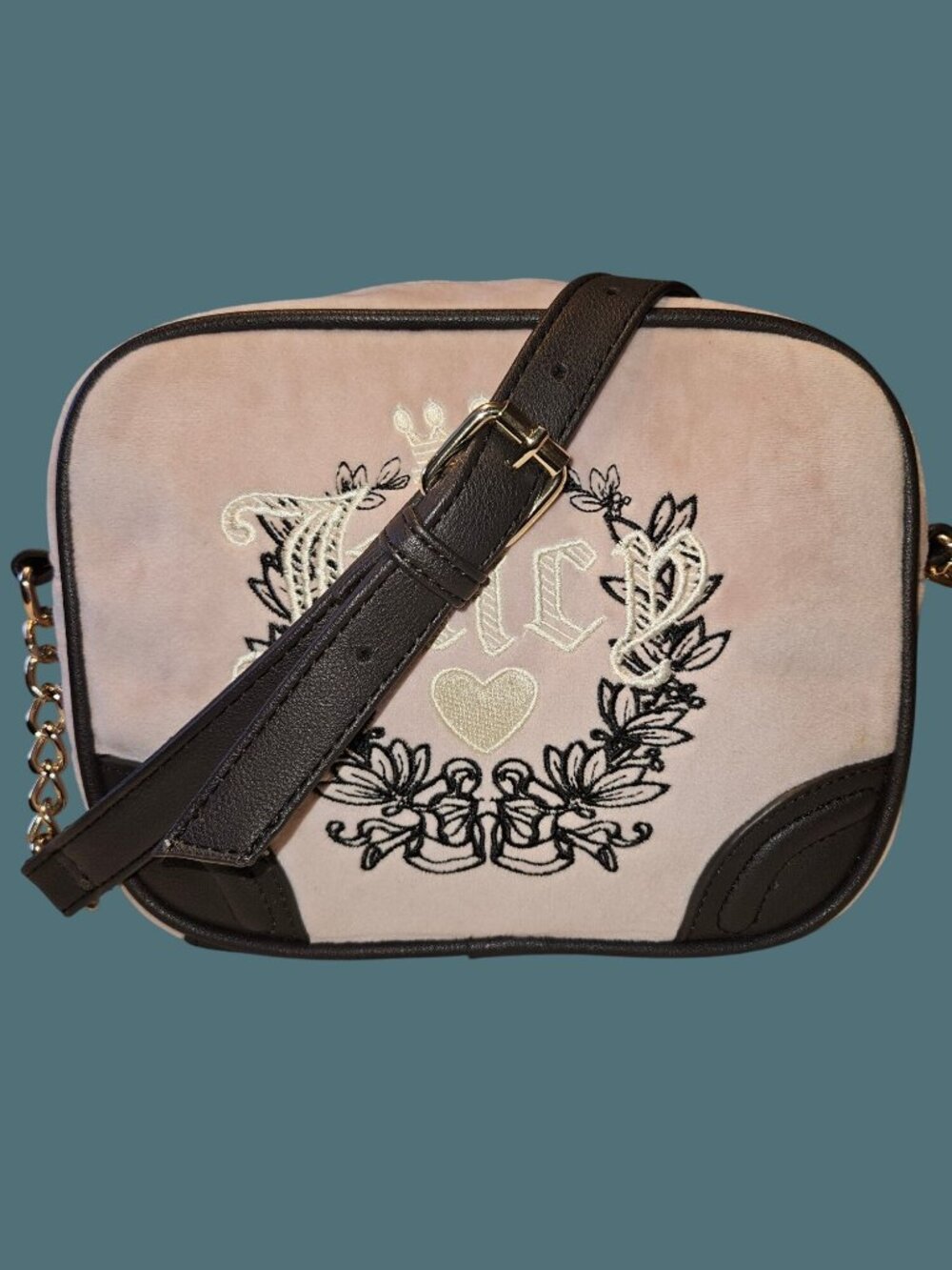 Juicy Couture Y2K  Pink Velour Heritage Camera Crossbody Bag